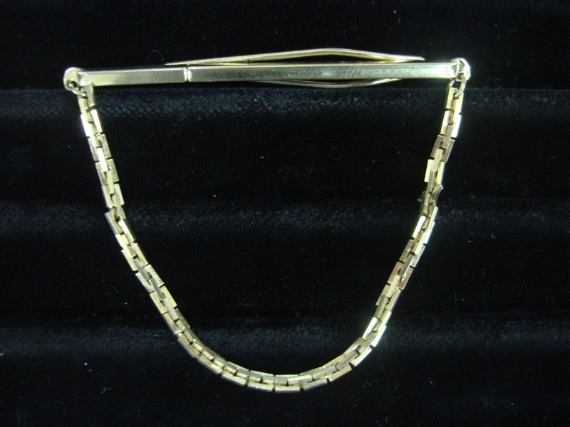 Vintage gold tone tie bar chain