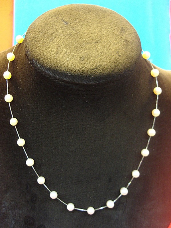 14K White Gold Pearl Necklace