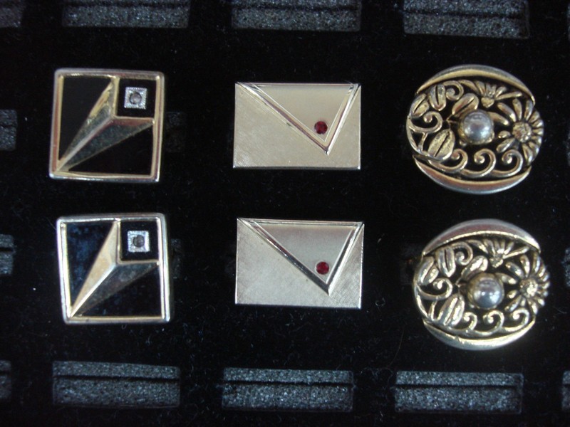 Vintage gold-tone cufflinks, three unique pairs, excellent condition