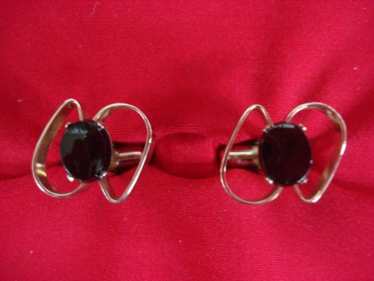 Vintage gold tone cufflinks with unique design, excellent condition