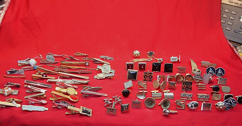 Vintage tie clips and cufflinks, mixed lot