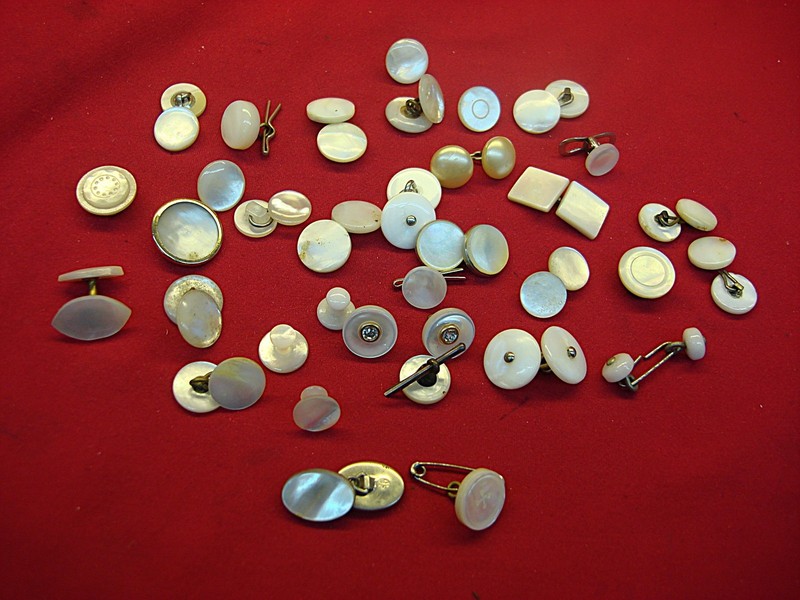 Vintage mother-of-pearl shirt studs and buttons, lot #410