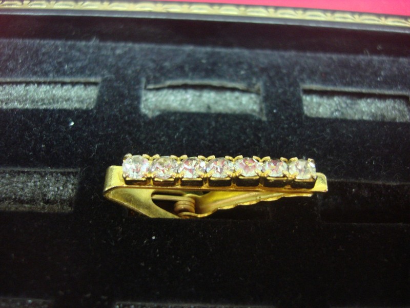 Vintage gold-tone tie clip, mid-century accessory