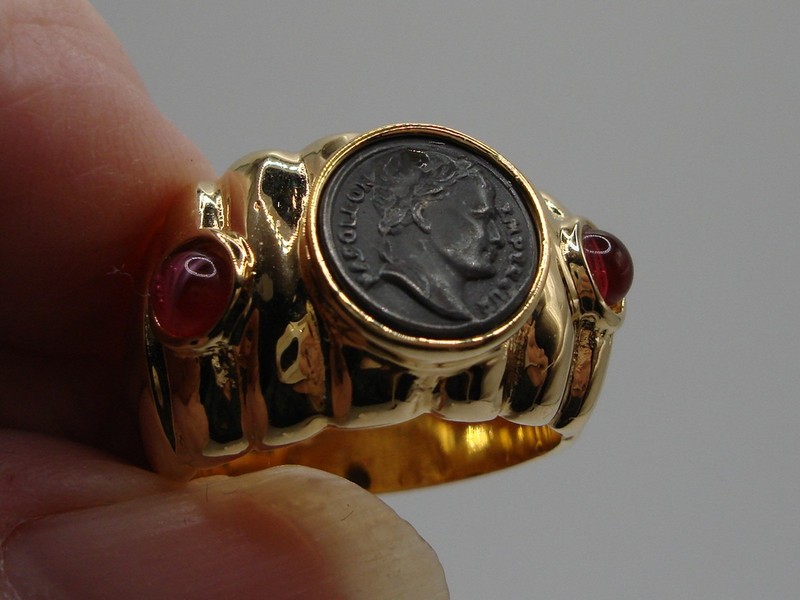 Vintage gold plated ring with Gripoix stones and a Napoleon coin centerpiece, size 7.5