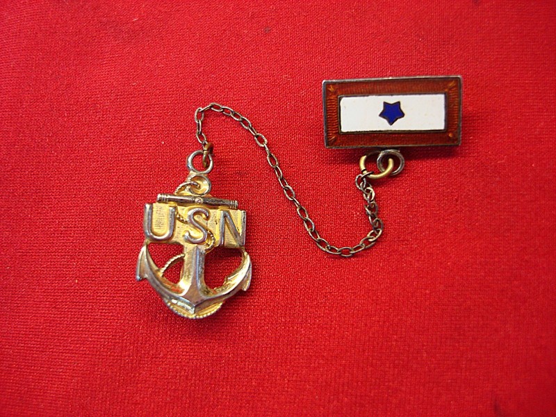 Vintage WWII US Navy Son in Service Pins