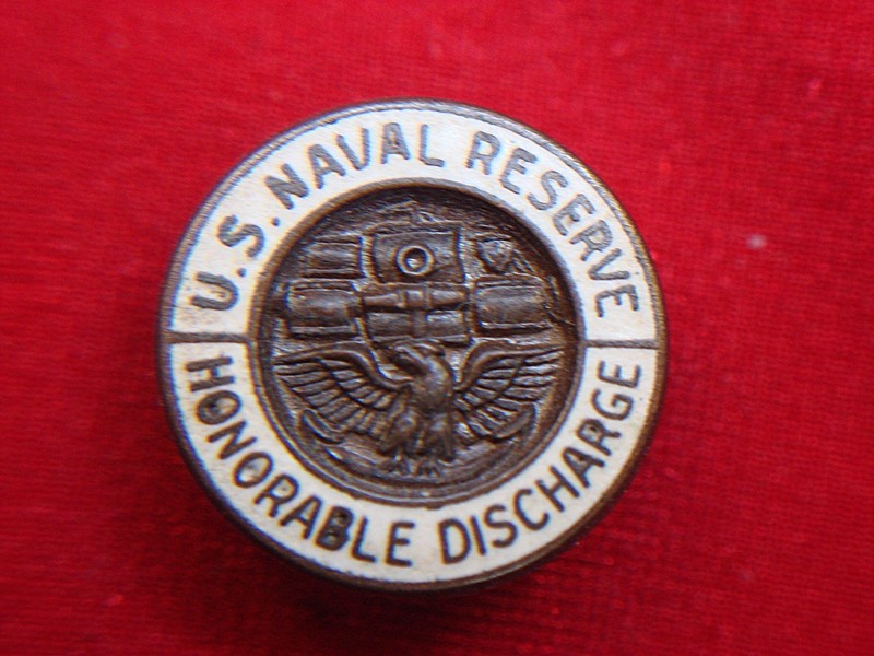 Vintage US Naval Reserve Honorable Discharge Pin