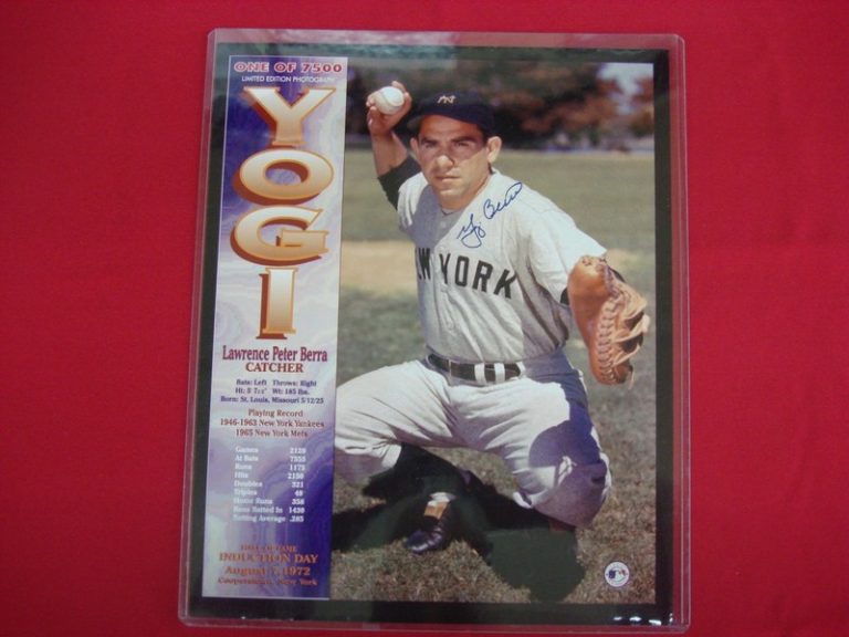 Yogi Berra autographed photo, Hall of Fame induction