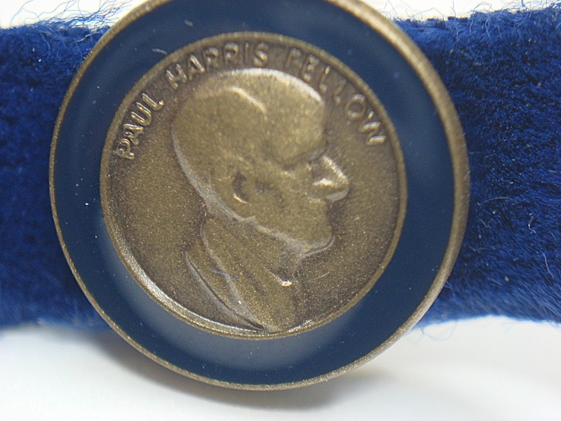 Vintage Rotary Club Paul Harris Fellowship Lapel Pin / Tie Tac - Gold Tone Enamel