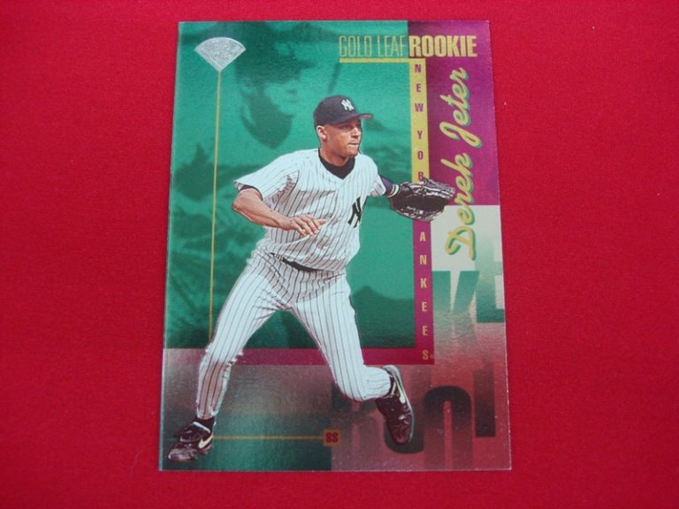 Derek Jeter 1996 Leaf Gold Rookie Card (#211 RC)