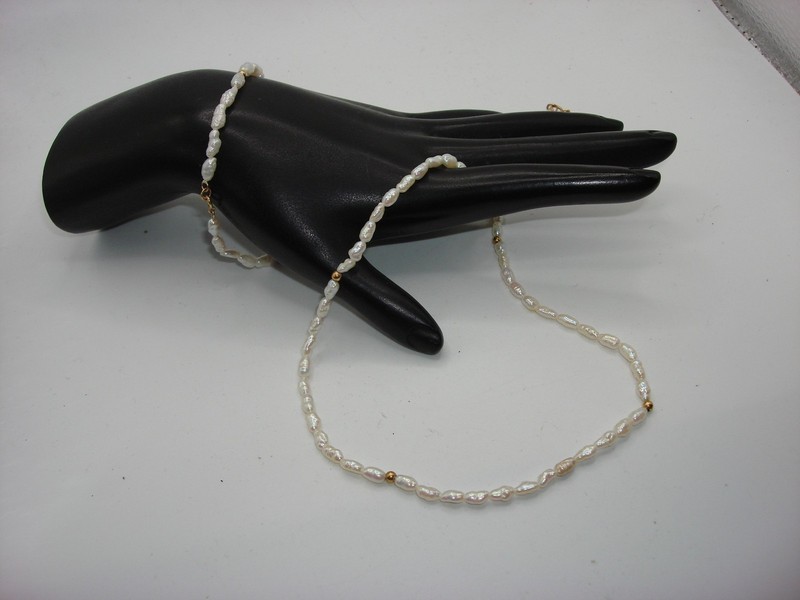 Vintage Freshwater Pearl Necklace & Bracelet Set with 14K Gold Clasp