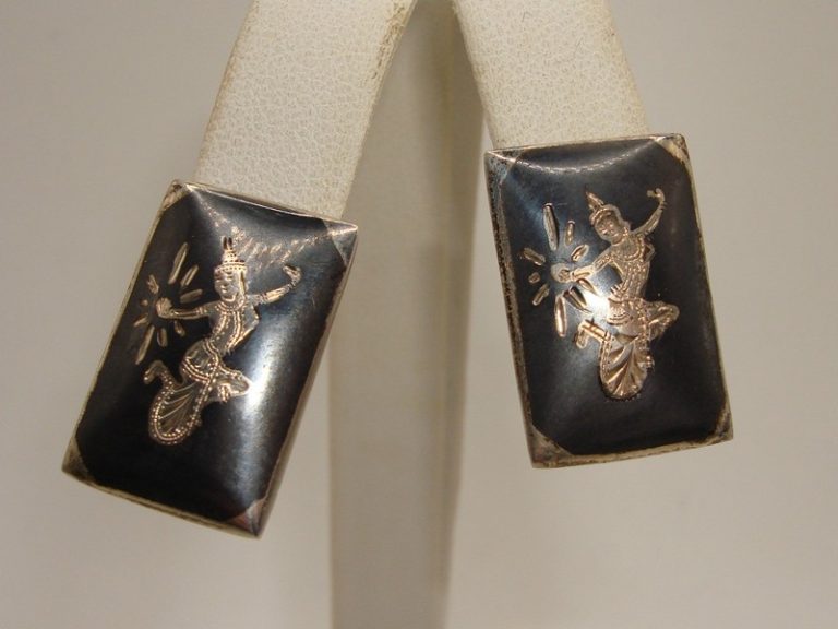 Vintage Siam Sterling Silver Earrings with Dancing Girls Design