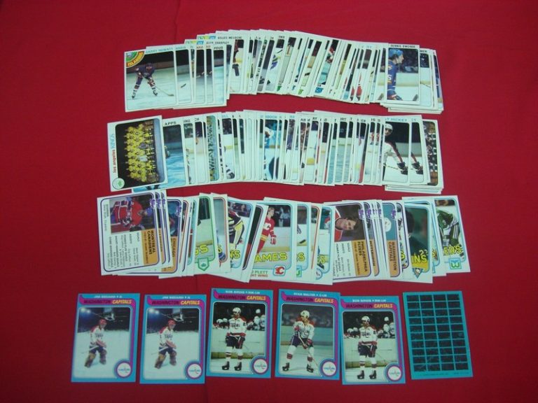 Vintage Topps Hockey Card Lot