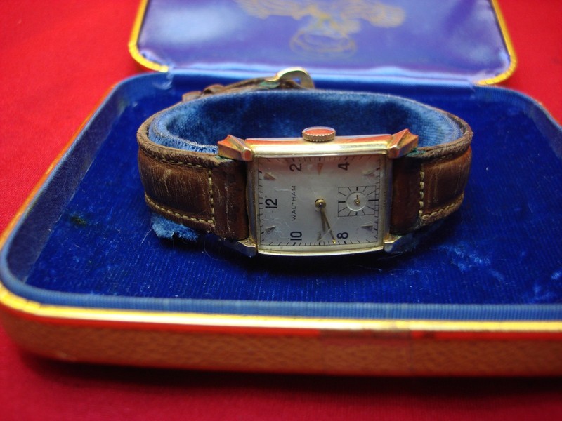 Vintage Waltham 10K Gold Filled Wristwatch - Project Watch, Mod. 750B Movement