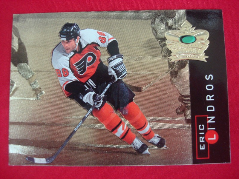 1995-96 Parkhurst International Crown Collection Eric Lindros Gold Series #1 Hockey Card