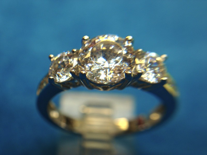 Sparkling cubic zirconia sterling silver ring, size 8