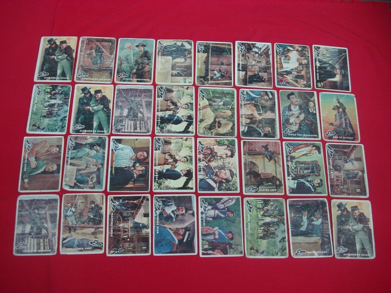 Complete set of 32 1958 Topps Walt Disney's Zorro trading cards