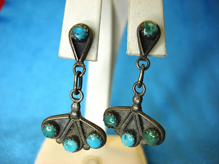 Vintage Zuni silver and turquoise dangle earrings