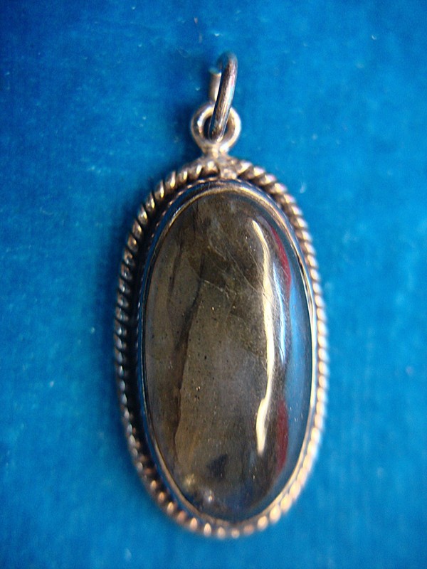 Sterling Silver Labradorite Pendant - Oval Iridescent Stone