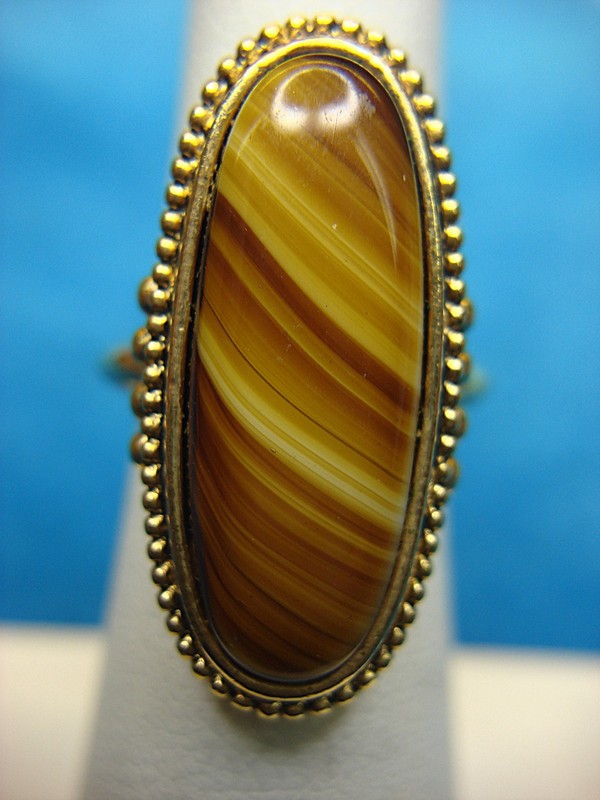 Vintage Avon Shimmering Sands Ring - Retired 1970s design, adjustable size 6-7.5