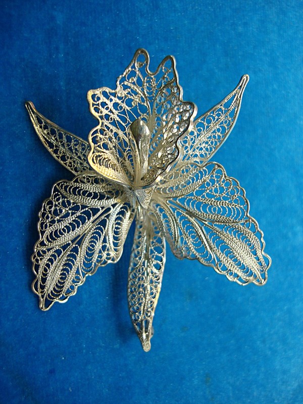 Vintage .800 Silver Filigree Orchid Pin Brooch – Authentic & Excellent Condition