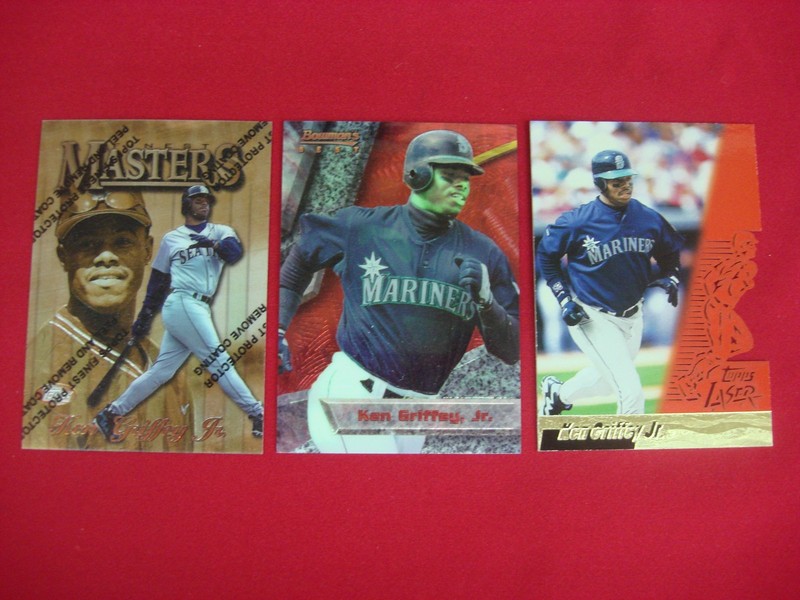Ken Griffey Jr. Seattle Mariners baseball cards - vintage collectible lot