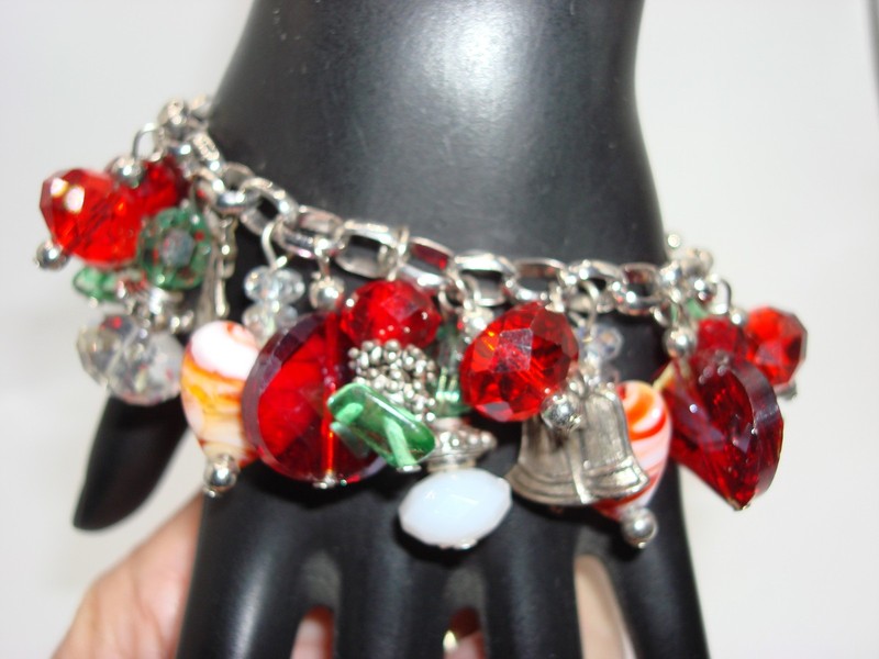Vintage Christmas charm bracelet with art glass and tree charms