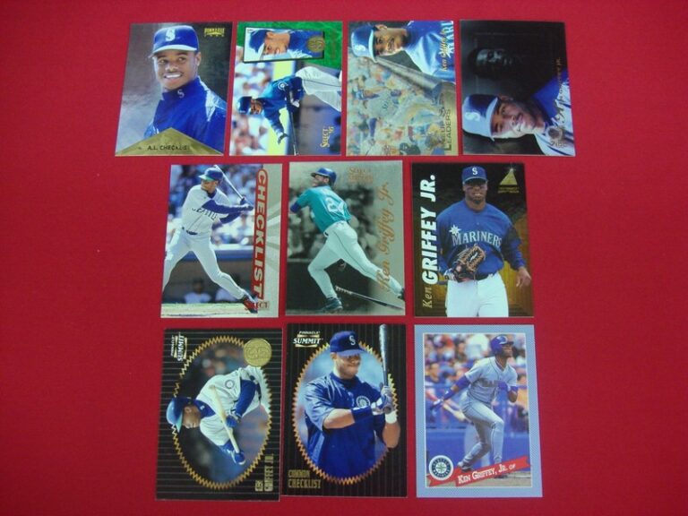 Lot of 10 Ken Griffey Jr. baseball cards from Score and Pinnacle brands
