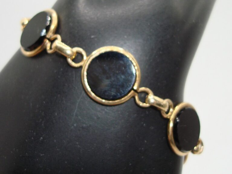 Vintage 12K gold filled fleur-de-lis onyx disc bracelet