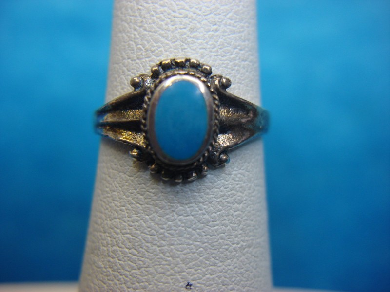 Vintage Sterling Silver Turquoise Ring - Size 4 3/4