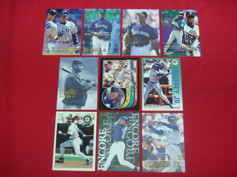 Ken Griffey Jr. Fleer Baseball Card Lot (10 Cards) - Seattle Mariners