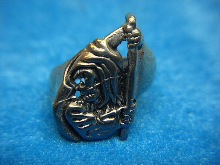 Vintage Silver Tone Grim Reaper Ring, Size 12 3/4