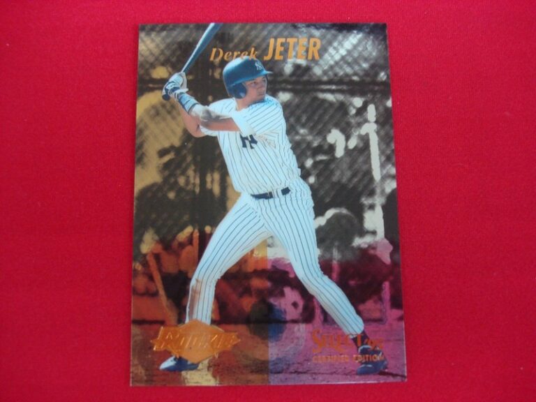1995 Derek Jeter Rookie Card, Select Certified Foil RC (#122), New York Yankees, Graded & Protected