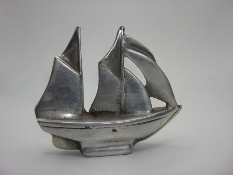 Vintage 1973 Hoseleton Signed & Numbered Sand Cast Aluminum Ship Sculpture