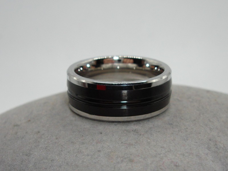 Triton Tungsten Carbide TC850 Ring, size 9.5, near mint condition