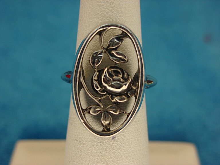 Vintage Avon silver-tone filigree rose ring, adjustable size 5-7