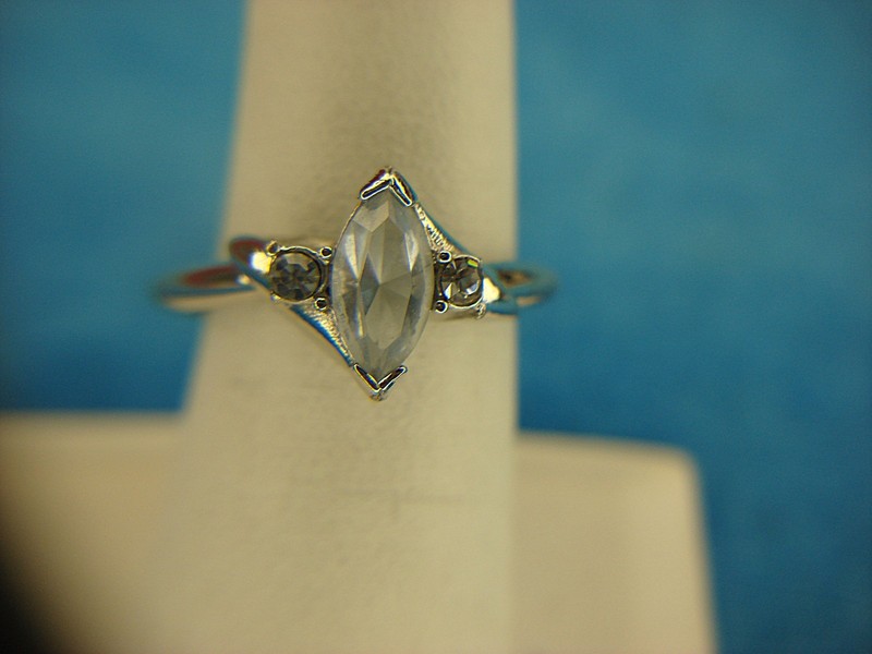 Vintage Avon Marquise Ring - Silver Tone, Clear Stone Size 6 1/2