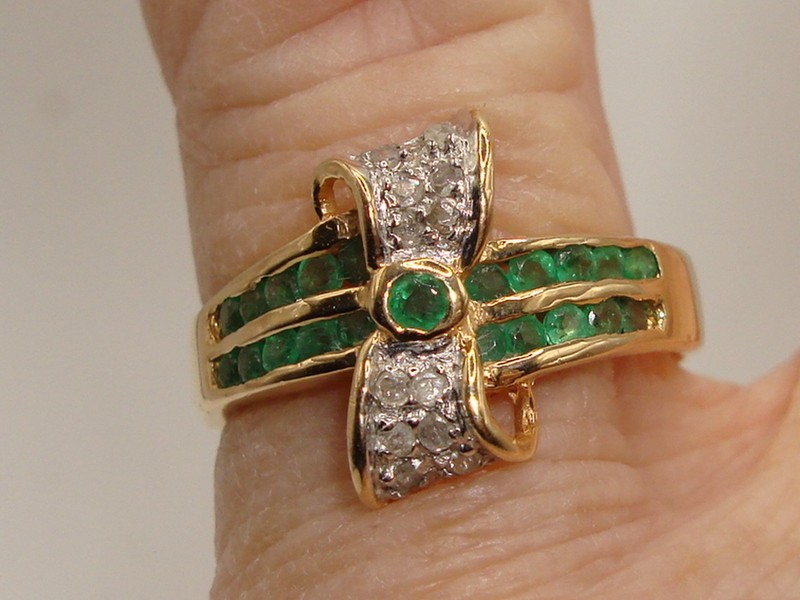 Vintage 14K gold emerald and diamond ring, size 7