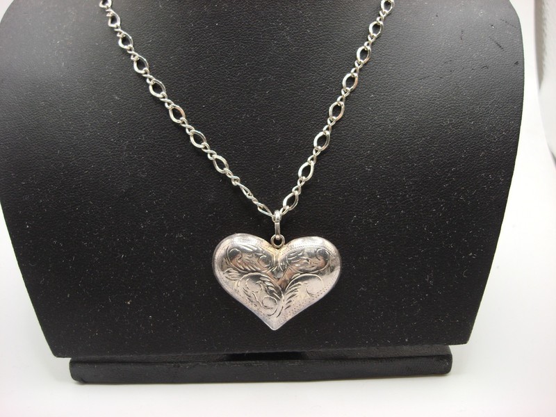 Vintage sterling silver puffy heart pendant necklace with 925 hallmark, 1 inch charm