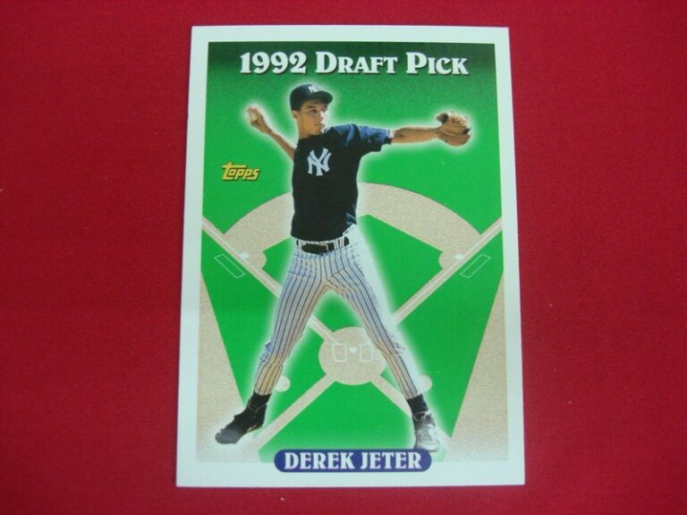 Derek Jeter 1993 Topps Draft Pick Rookie Card #98 PSA Graded (NY Yankees)