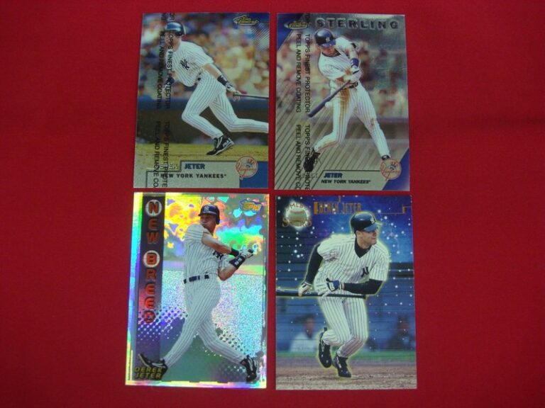 Derek Jeter Topps Baseball Cards (4-Card Lot)