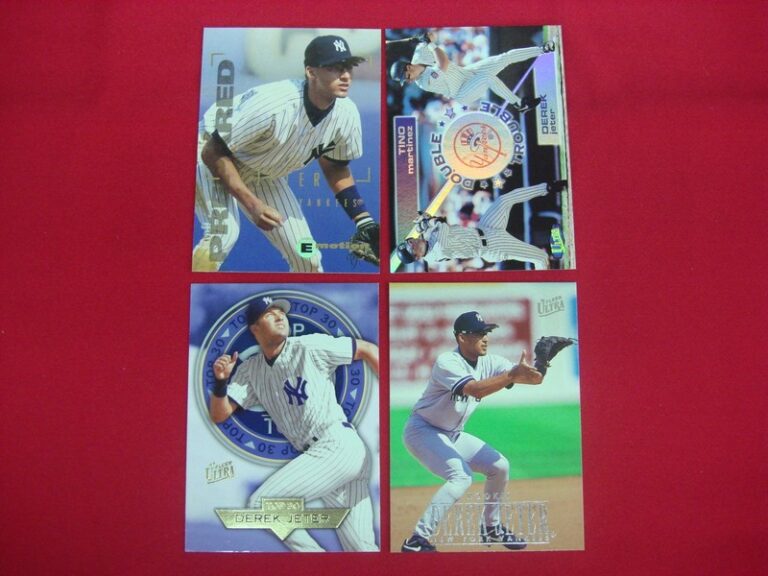 Derek Jeter Fleer Baseball Card Lot (4 Cards)