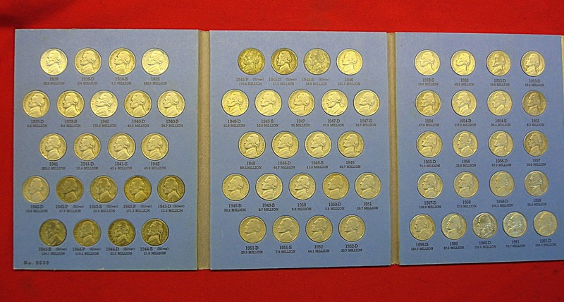 Complete circulated Jefferson nickel set (1938-1961) with P-D-S mintmarks, featuring wartime silver coins.
