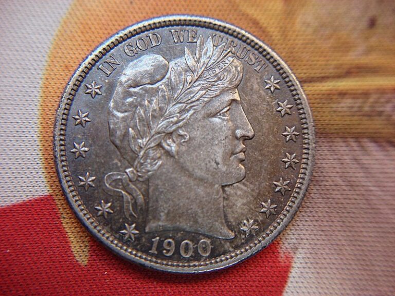1900 Barber Half Dollar in superb condition with natural toning and luster