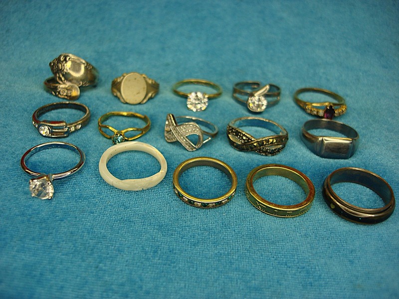 15 unique vintage and modern fashion rings