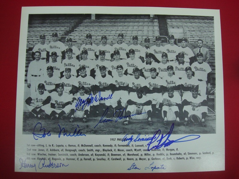 1957 Philadelphia Phillies autographed team photo (8x10)