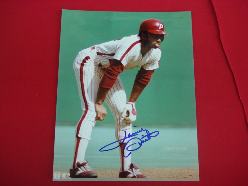 Lonnie Smith signed Philadelphia Phillies 8x10 MLB photo