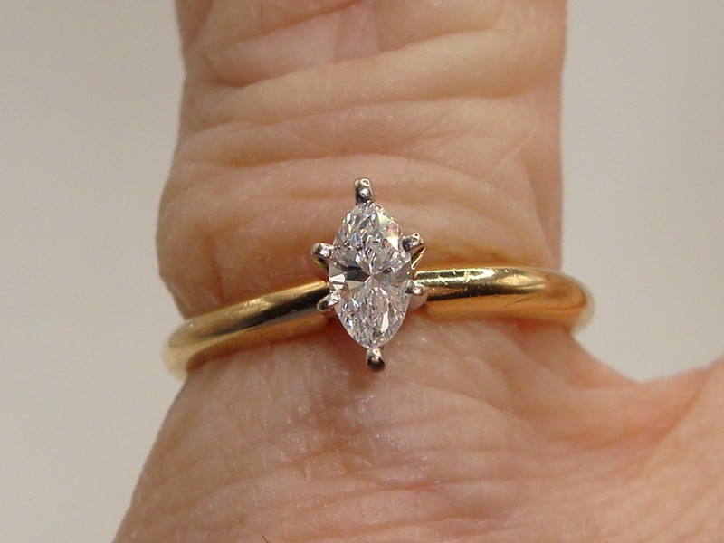 14K gold marquise diamond engagement ring, size 5, 1/4 carat