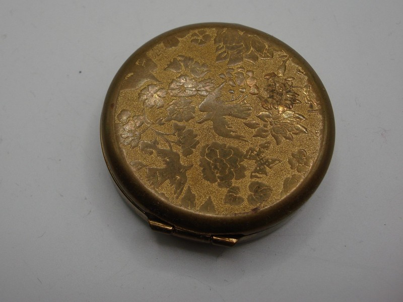 Vintage Nina Ricci L'Air du Temps Solid Perfume Compact - Made in England