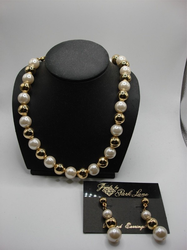 Vintage Park Lane faux pearl and gold bead choker necklace and earring set