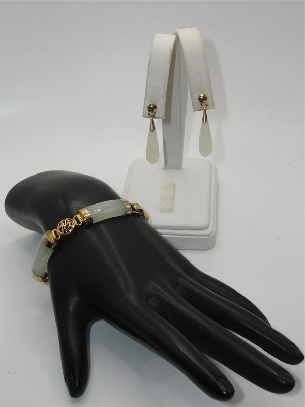 Vintage Jadeite Bracelet & Dangle Earrings Set | Estate Find, Gold-Tone
